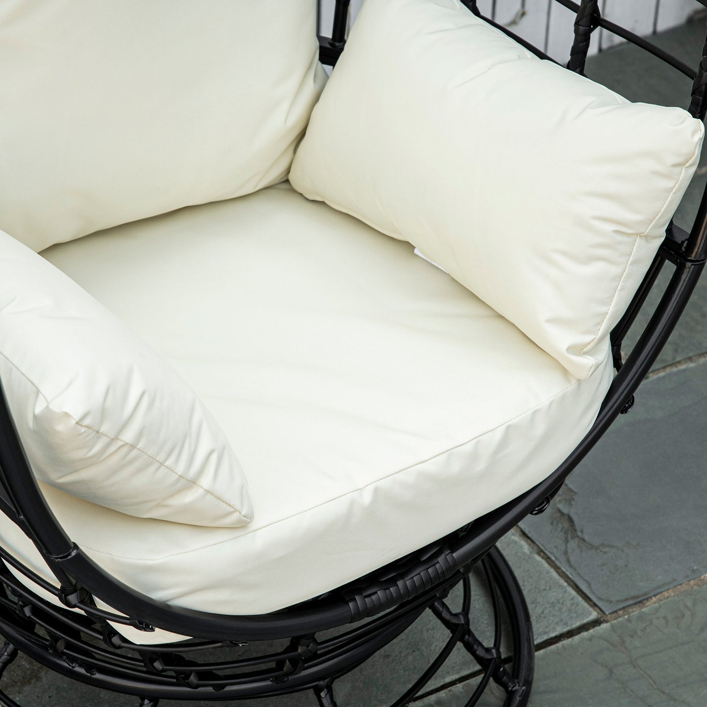 Outsunny Swivel Rattan Egg Chair with Cushion & Pillow